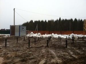 Фундамент на винтовых сваях в Шилово